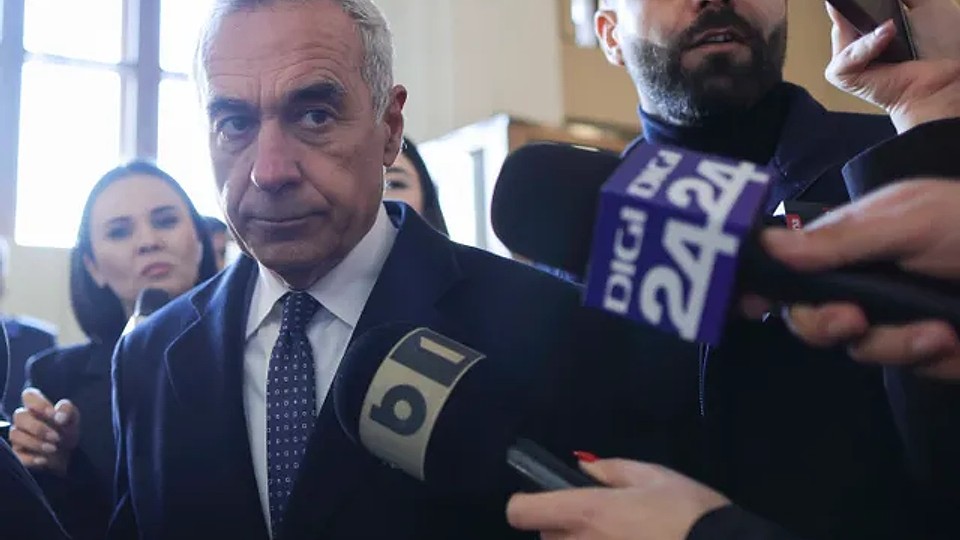 Trump face presiuni să fie Călin Georgescu lăsat să candideze. „România, avertizată la nivel înalt”