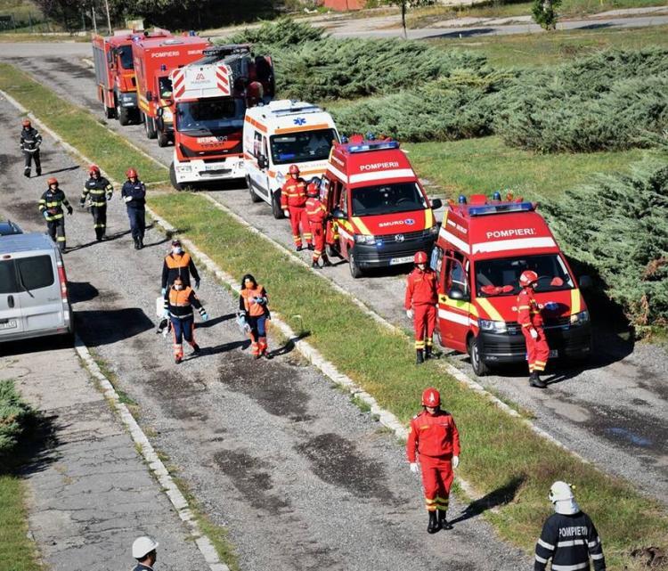 Exercițiu al pompierilor din Huedin, vineri, 18 octombie, la Liceul Teoretic „Octavian Goga” din oraș