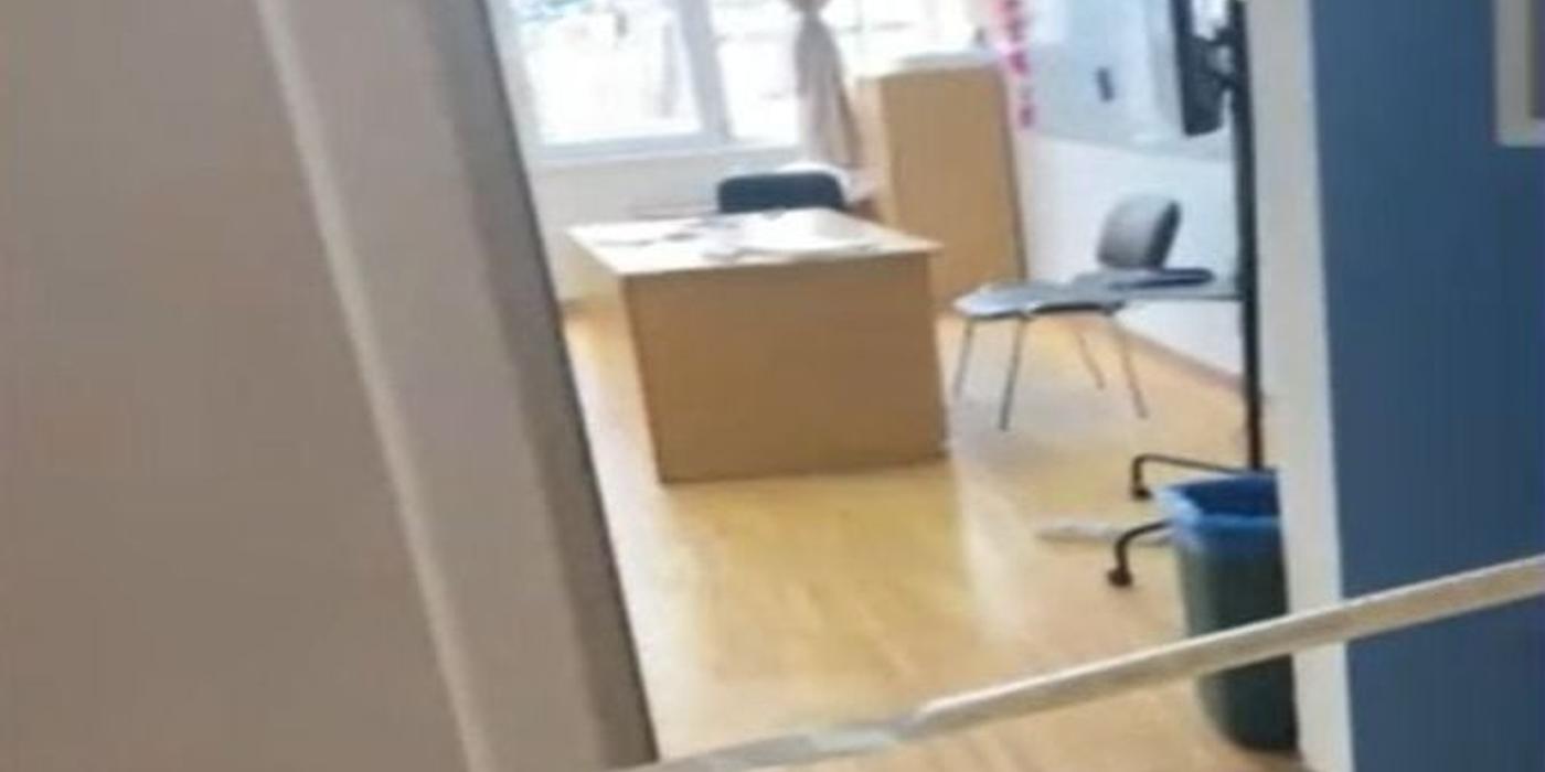 Profesoară de la Colegiul „Ion Creangă” din București, înjunghiată în timpul orei de un elev. Adolescentul a fost reținut pentru 24 de ore