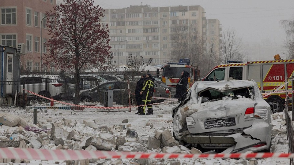 Atac rusesc cu drone în Kiev. Alimentarea cu energie electrică şi apă a fost întreruptă