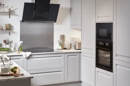 Bucatariile modulare ce sunt si prin ce se diferentiaza fata de o bucatarie la comanda