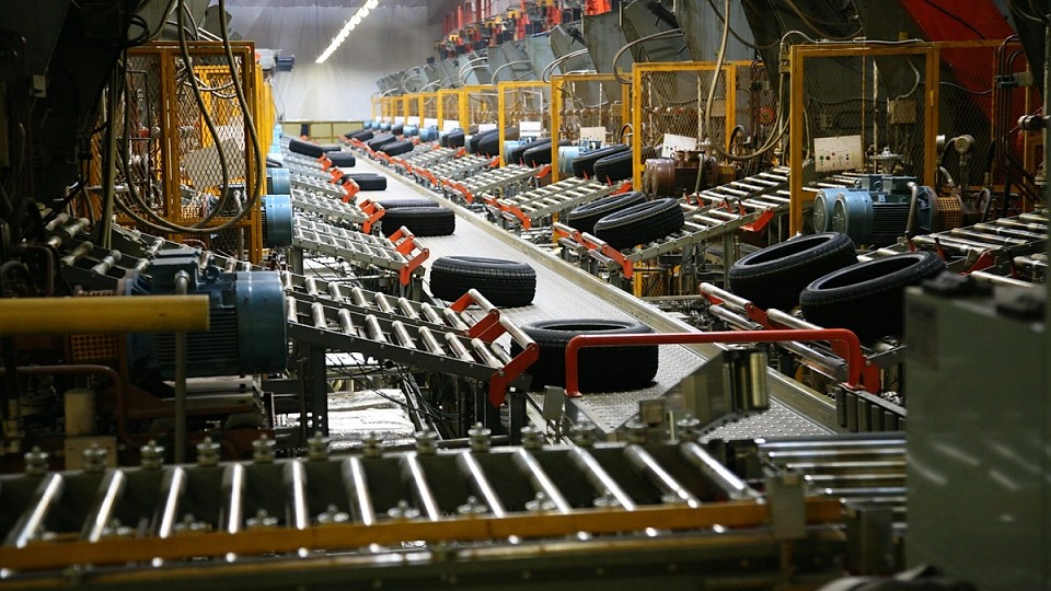 Italia vrea să-i scoată pe chinezi din acționariatul Pirelli. Ultimatum dat de SUA