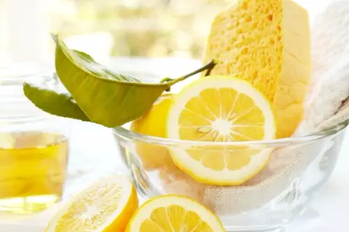 10 alimente folosite ca produse de curatat