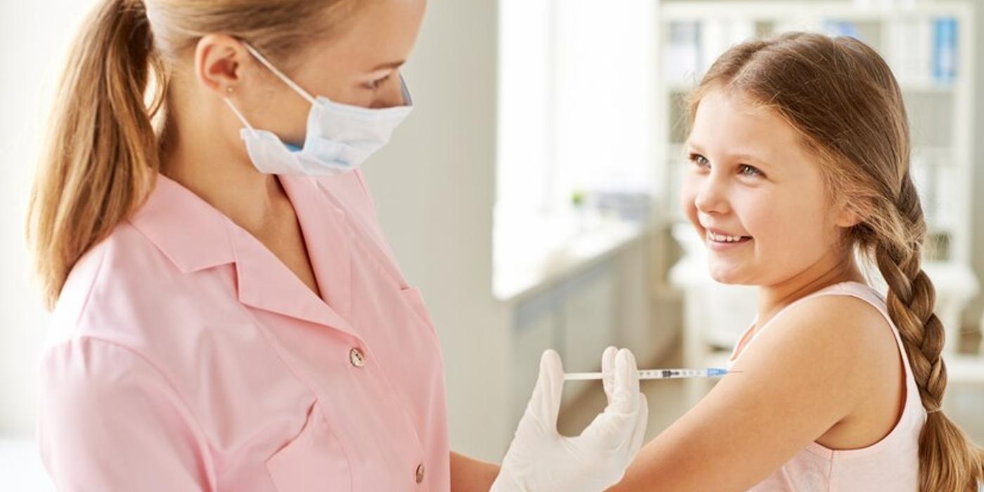 Vaccinarea copiilor cu afecțiuni cronice: ce trebuie să știi