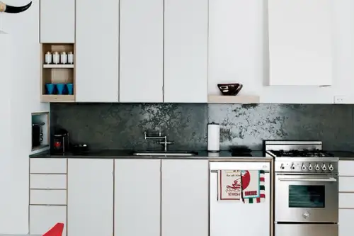 10 bucatarii amenajate in stil minimalist