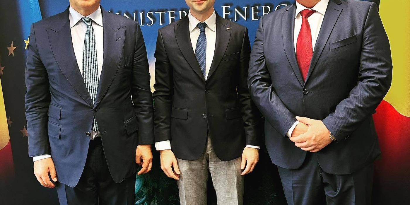 Burduja: Compania Oil Terminal a semnat un acord cu compania românească Iulius, pentru o investiţie de peste 800 de milioane de euro, care va schimba faţa Constanţei