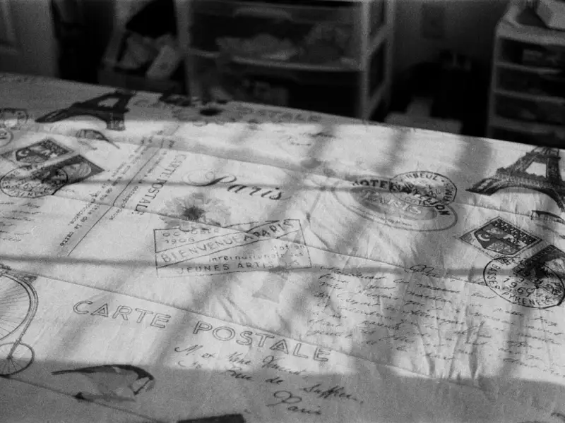 Dormitor cald și primitor: sfaturi pentru sezonul rece