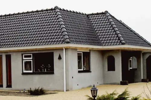 Te gandesti sa-ti schimbi acoperisul? Foloseste tigla ceramica