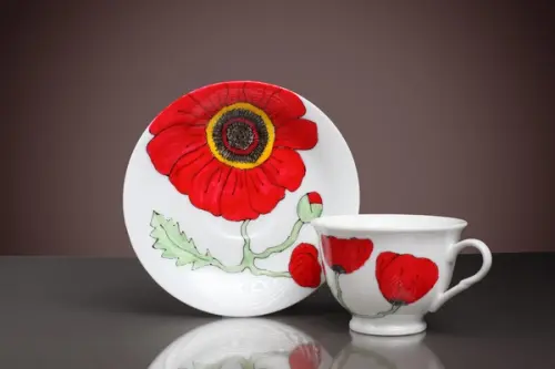 Cesti din portelan cu modele florale care iti inveselesc ziua