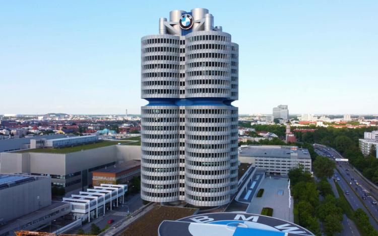 BMW va deschide la Cluj un centru de software pentru o gamă de mașini electrice