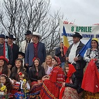 But berșa angle! (La mulți ani!):) Ziua internațională a Rromilor! (8 Aprilie)