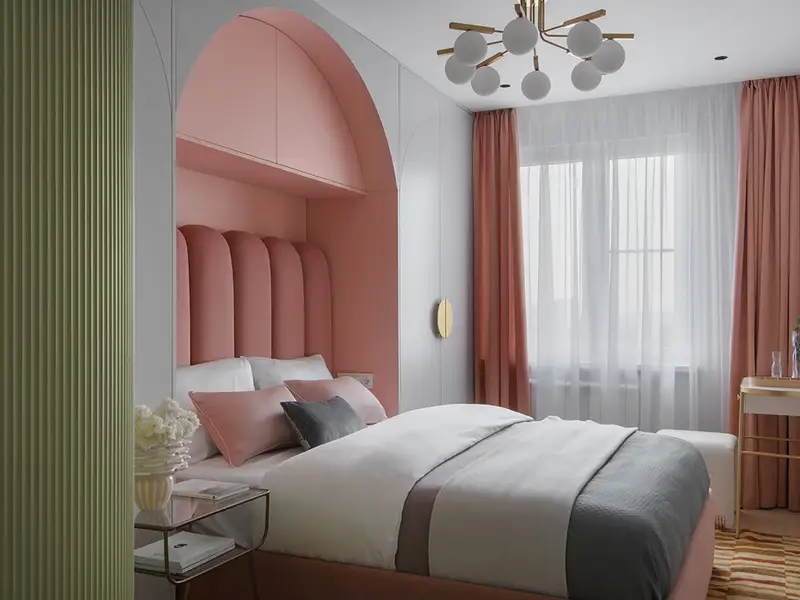 O amenajare de 56 mp in nuante de roz prafuit si linii curbate