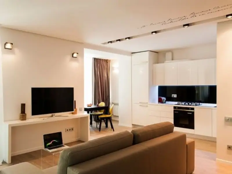 Apartament studio: decor simplu cu eficienta maxima