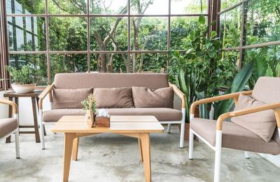 Inovație în amenajarea terasei casei tale: sfaturi și trucuri