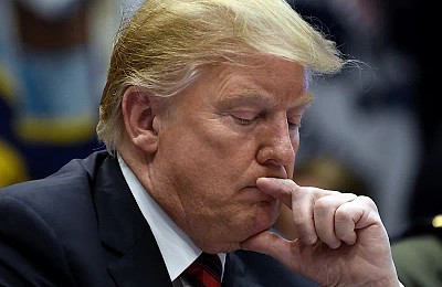 SUA „ar putea alege” între a anexa Groenlanda sau a păstra NATO. Trump: „N-am nevoie de drept internațional”