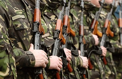 Nu e de glumă. Serviciul militar obligatoriu, după majorat. Opțiunile luate în calcul