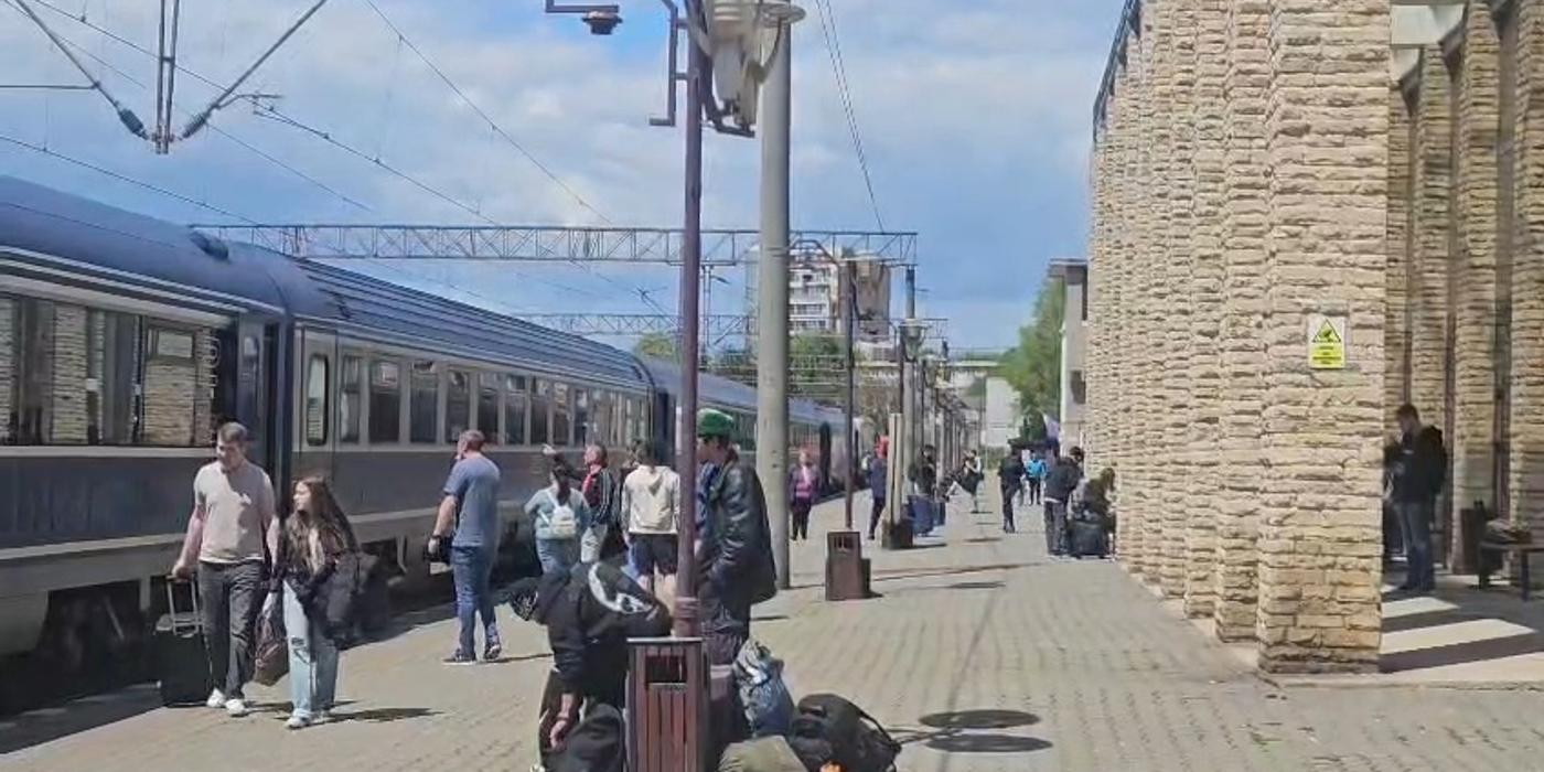 Gara Constanța, luată cu asalt: Exodul turiștilor la finalul minivacanței de 1 Mai