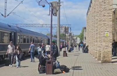 Gara Constanța, luată cu asalt: Exodul turiștilor la finalul minivacanței de 1 Mai