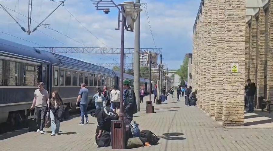 Gara Constanța, luată cu asalt: Exodul turiștilor la finalul minivacanței de 1 Mai