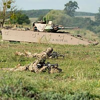 Tinerii românii între 18 și 35 de ani, la arme. Sistemul implementat va fi plătithttps://www.expresspress.ro/wp-admin/post-new.php