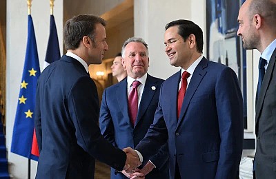 Trump și-a trimis emisarii la Paris să boicoteze sprijinul pentru Ucraina. „Dăunează păcii”