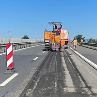 Nazare: Am reuşit să convingem Comisia Europeană să trecem Autostrada Moldovei integral pe fonduri nerambursabile