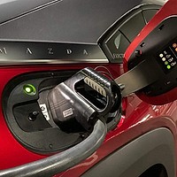 BYD investește în infrastructura de încărcare rapidă pentru vehicule electrice
