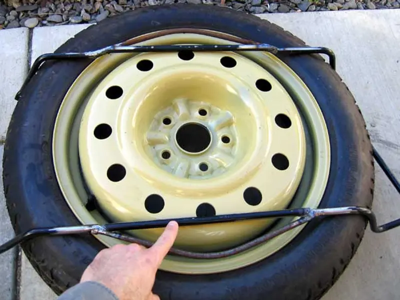 5 metode DIY de a refolosi cauciucurile vechi