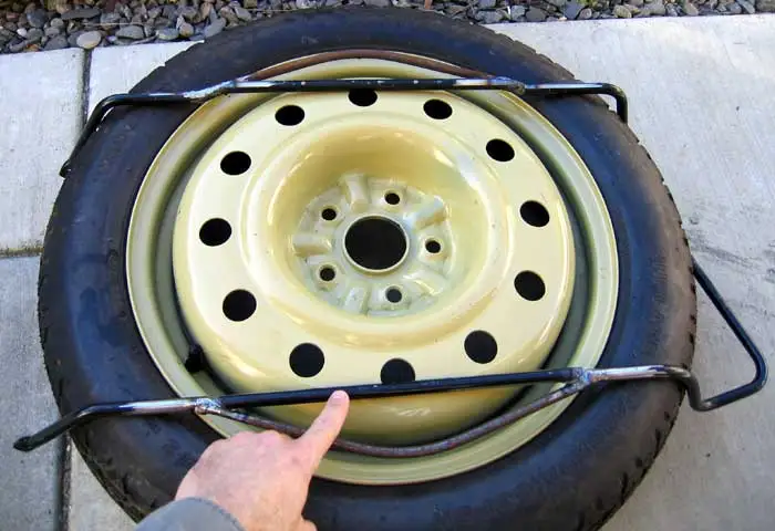 5 metode DIY de a refolosi cauciucurile vechi