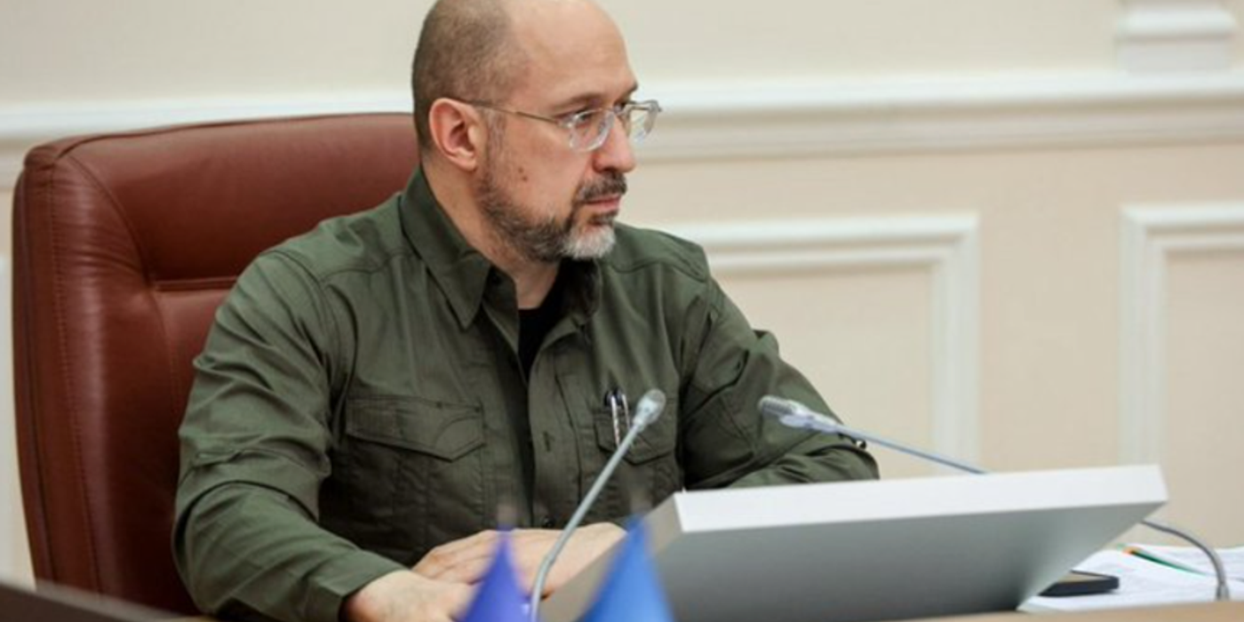 Premierul ucrainean Denîs Şmîhal arată în declaraţia de avere că câştigă de opt ori mai puţin decât soţia şi fiica sa