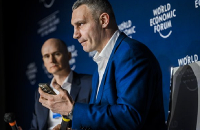 Primarul Kievului, Vitali Kliciko, încrezător, la Davos, în livrări de armament ”modern” Ucrainei, înaintea reuniunii de la Ramstein