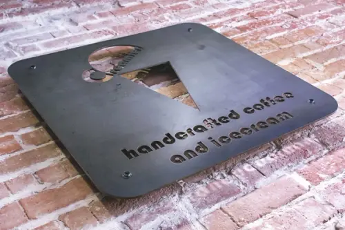 CREAMIER locul unde cafeaua de specialitate a intalnit inghetata artizanala