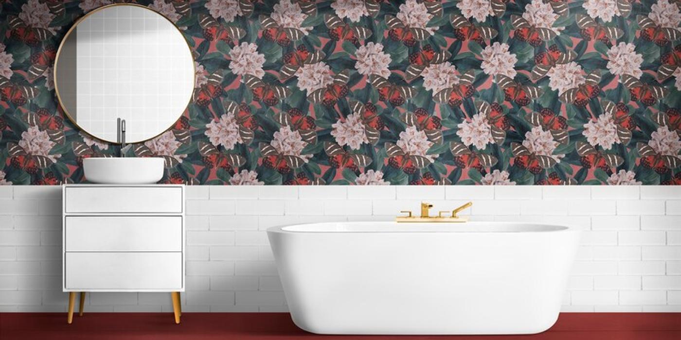 Inovație în amenajarea băii cu ajutorul tapetului
