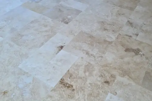 TWINSWET – Soluția supremă pentru protecția și înfrumusețarea pietrei naturale