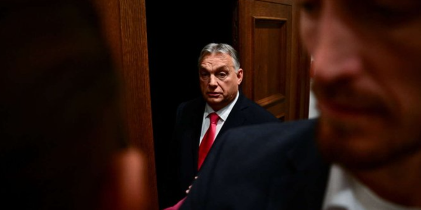 Orban, implicat în cumpărarea Euronews. Cel puţin o treime din cele 170 de milioane de euro cu care a fost cumpărat postul provin din surse cu legături cu Orban, dezvăluie site-ul ungar de investigaţii Direkt36, cotidianul francez Le Monde şi săptămânalul portughez Expresso