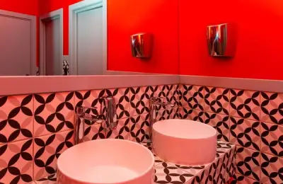 Considerations When Designing a Red and Black Bathroom
