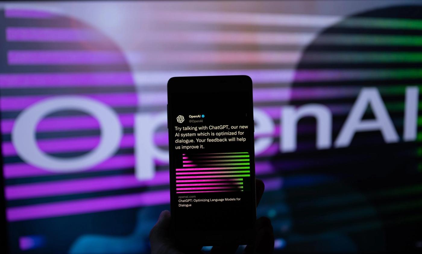 Mai multe publicaţii americane dau în judecată OpenAI şi Microsoft pentru programul de inteligenţă artificială