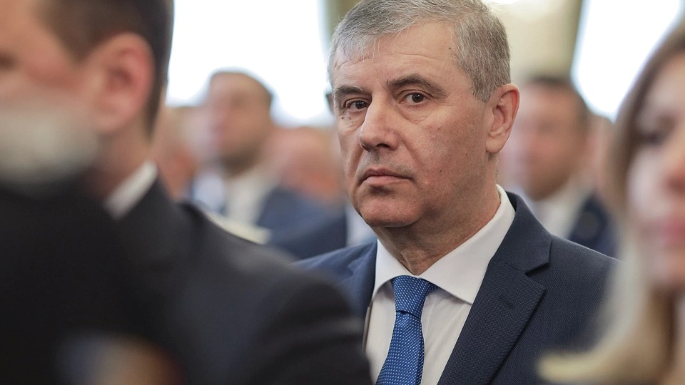 Nicușor Dan a spus că „evaluează” când a fost întrebat dacă e eficient pentru democrație ca șefii de servicii secrete să stea în funcție 20 de ani