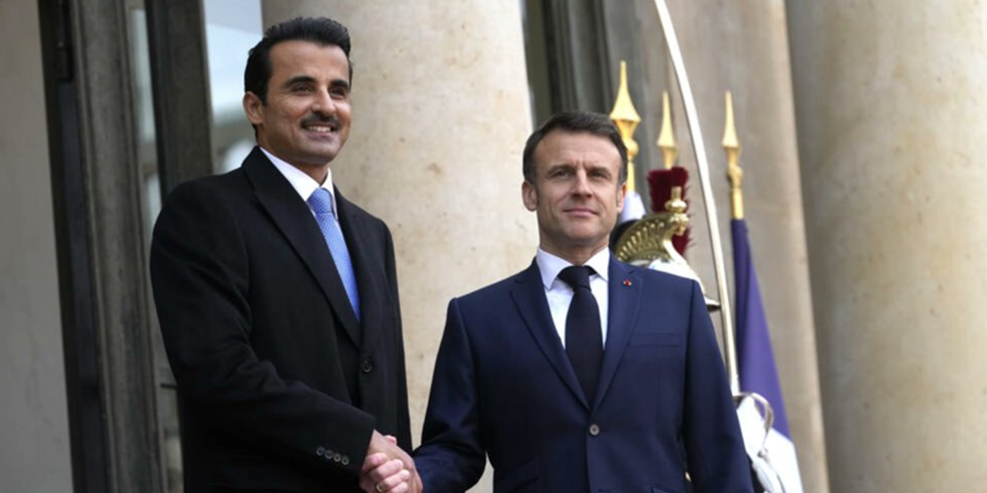 Qatarul se angajează să investească zece miliarde de euro în economia franceză, la orizontul lui 2030, anunţă Macron, la un toast în deschiderea unui dineu oferit emirului Qatarului Tamim bin Hamad Al-Thani, în cursul unei vizite de stat