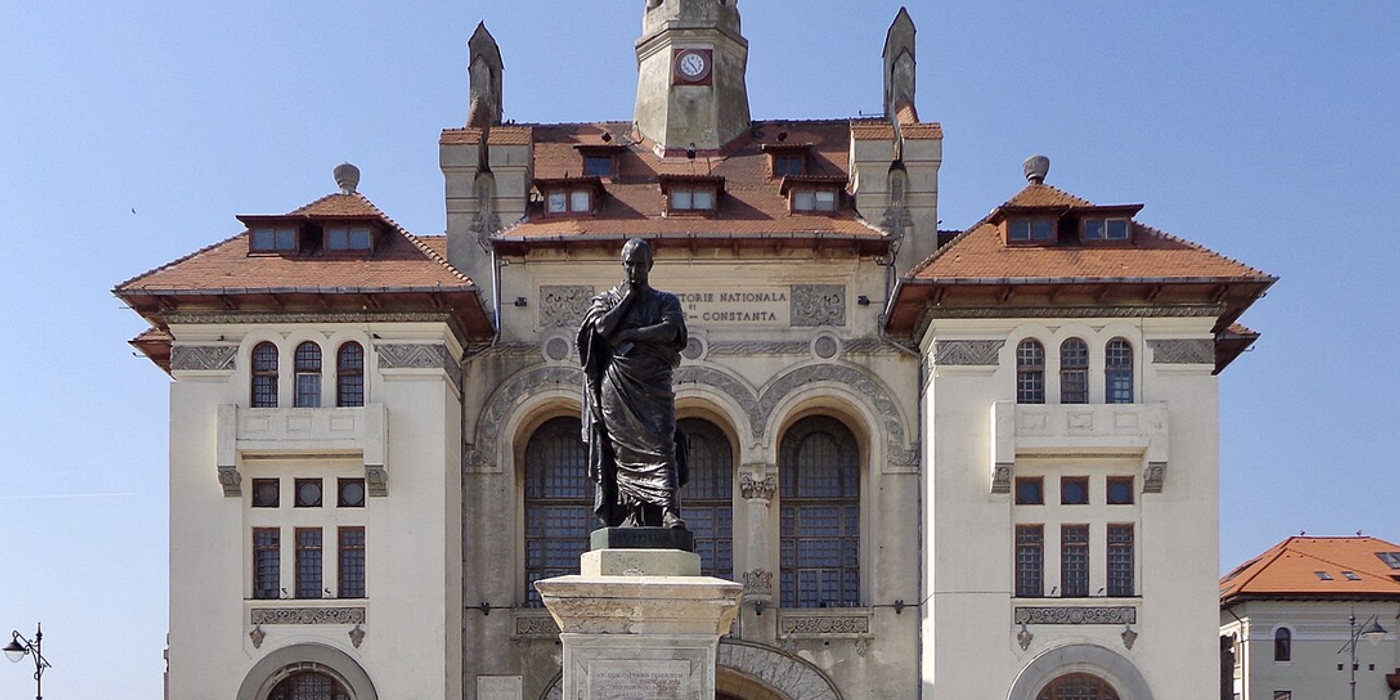 Moștenirea otomană a Dobrogei și „huzurul” de altădată: de la noul proiect editorial al MINAC până la povestea sedilei (Ș) din limba turcă