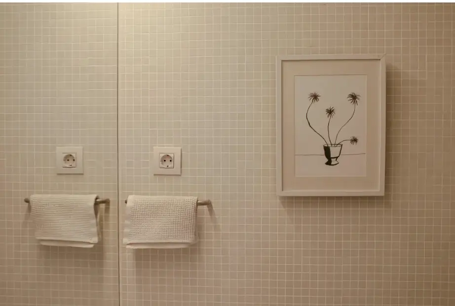 Art in Bathroom Interior Design