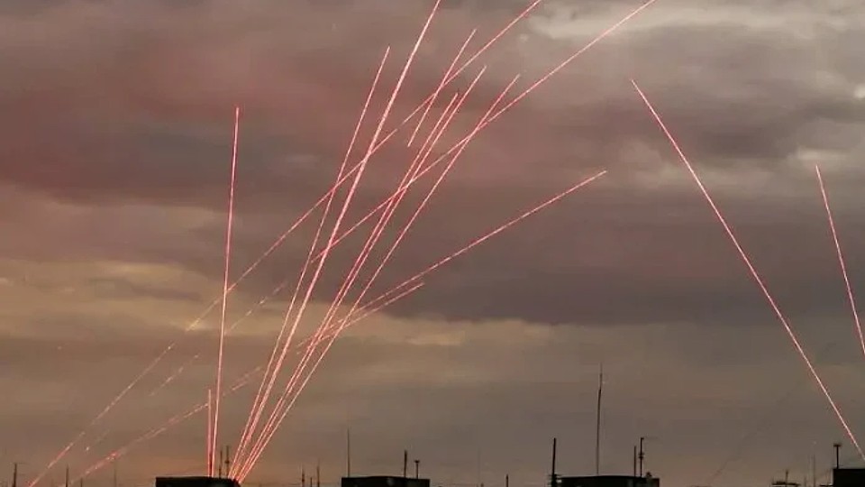 Rachetele și dronele rusești bombardează orașele ucrainene aflate departe de linia frontului, în ciuda negocierilor de pace