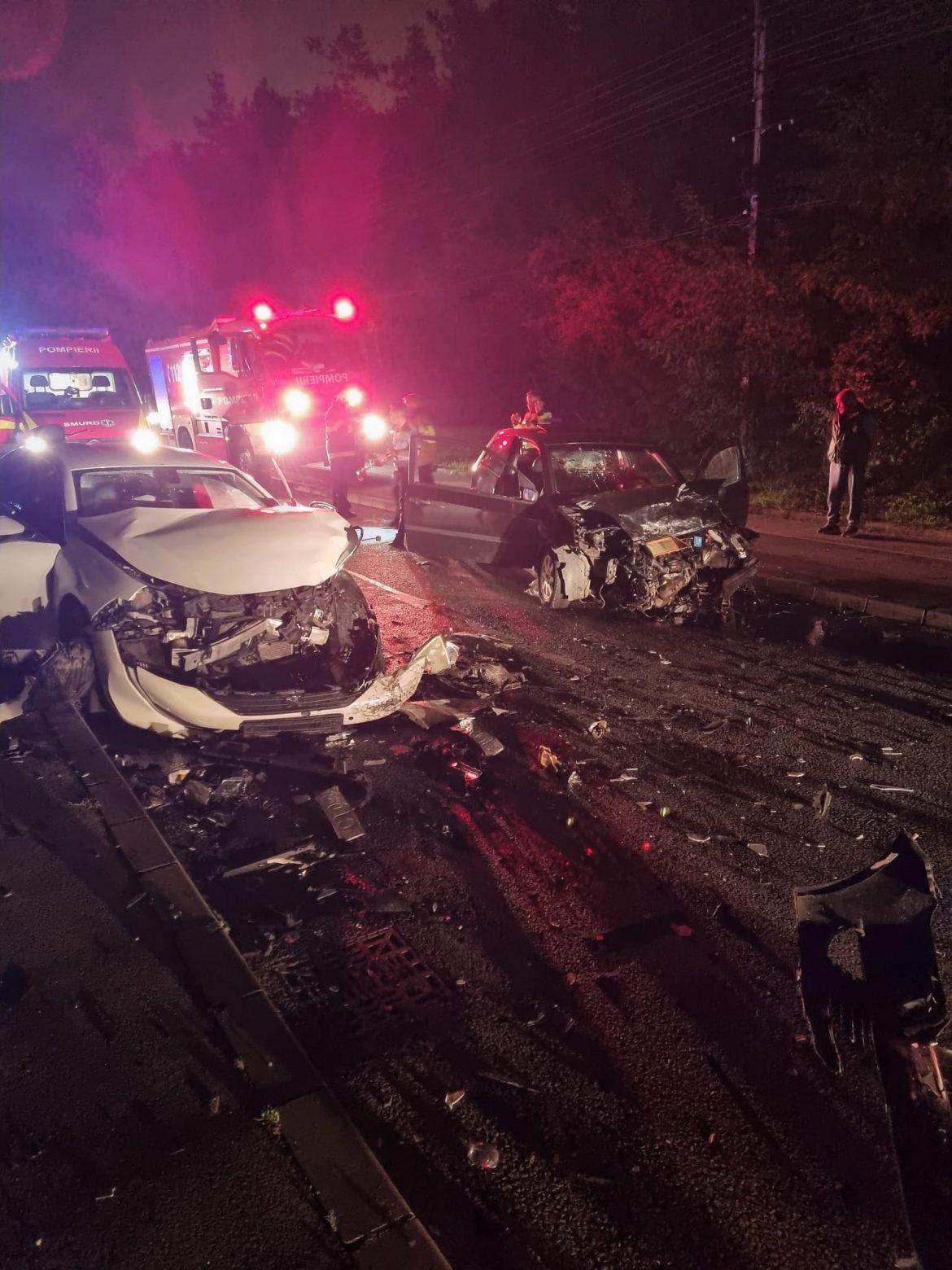 Două mașini au intrat în coliziune seara trecută pe drumul Sfântul Ion din Cluj-Napoca