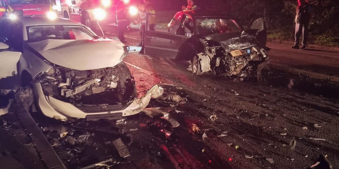 Două mașini au intrat în coliziune seara trecută pe drumul Sfântul Ion din Cluj-Napoca
