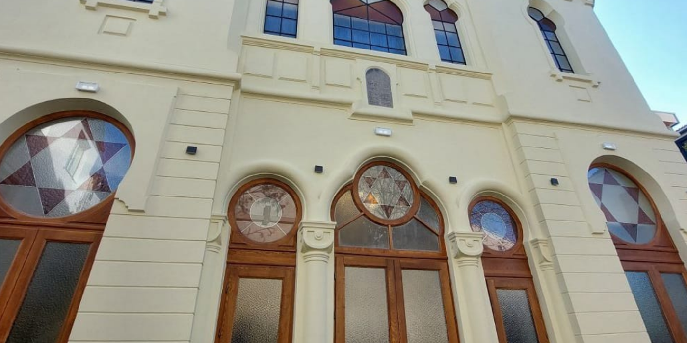 Concert Vivaldi la Sinagoga Mare din Constanța. O seară de muzică barocă cu Rodica Nurla și Andreea Bratu