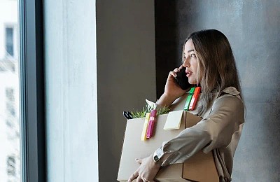 România trece printr-un val de concedieri. Fabrici mari, la un pas de faliment. Ce le-a distrus?