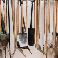 Întreținerea echipamentelor de grădinărit