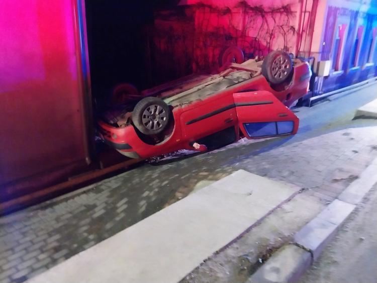 Un accident rutier s-a produs în această dimineață pe strada 1 Mai din municipiul Dej