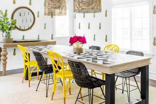 Casa de vacanta plina de creativitate si culoare