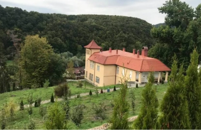 Investiții de aproape 16 milioane de euro la Muzeul „Octavian Goga” din Ciucea. Vicepreședintele CJ Cluj a verificat stadiul lucrărilor